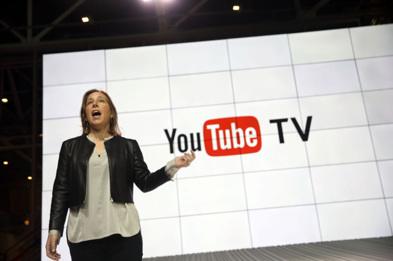 谷歌第 16 位员工、长期担任 YouTube 首席执行官的苏珊·沃西基 (Susan Wojcicki) 即将卸任